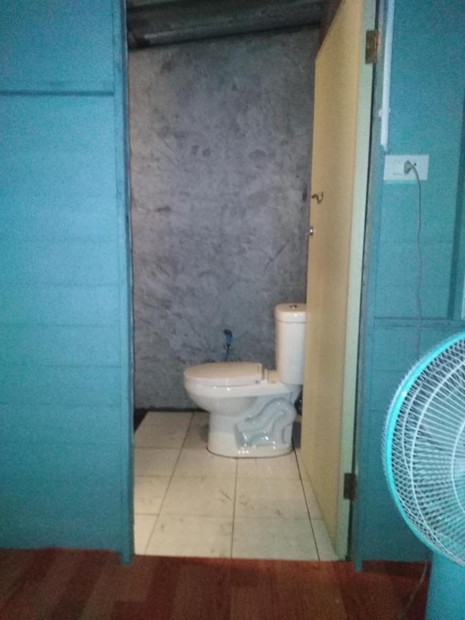 Phayam Hostel Koh Phayam Dış mekan fotoğraf